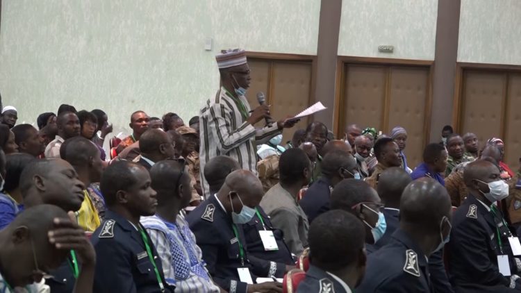 00006.00_00_42_09.Still006