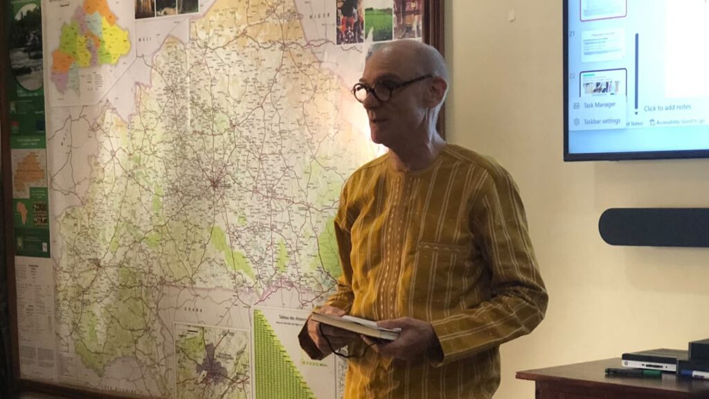 Yves Arnoldy, Chef de délégation du CICR au Burkina Faso Yves Arnoldy, Chef de délégation du CICR au Burkina Faso